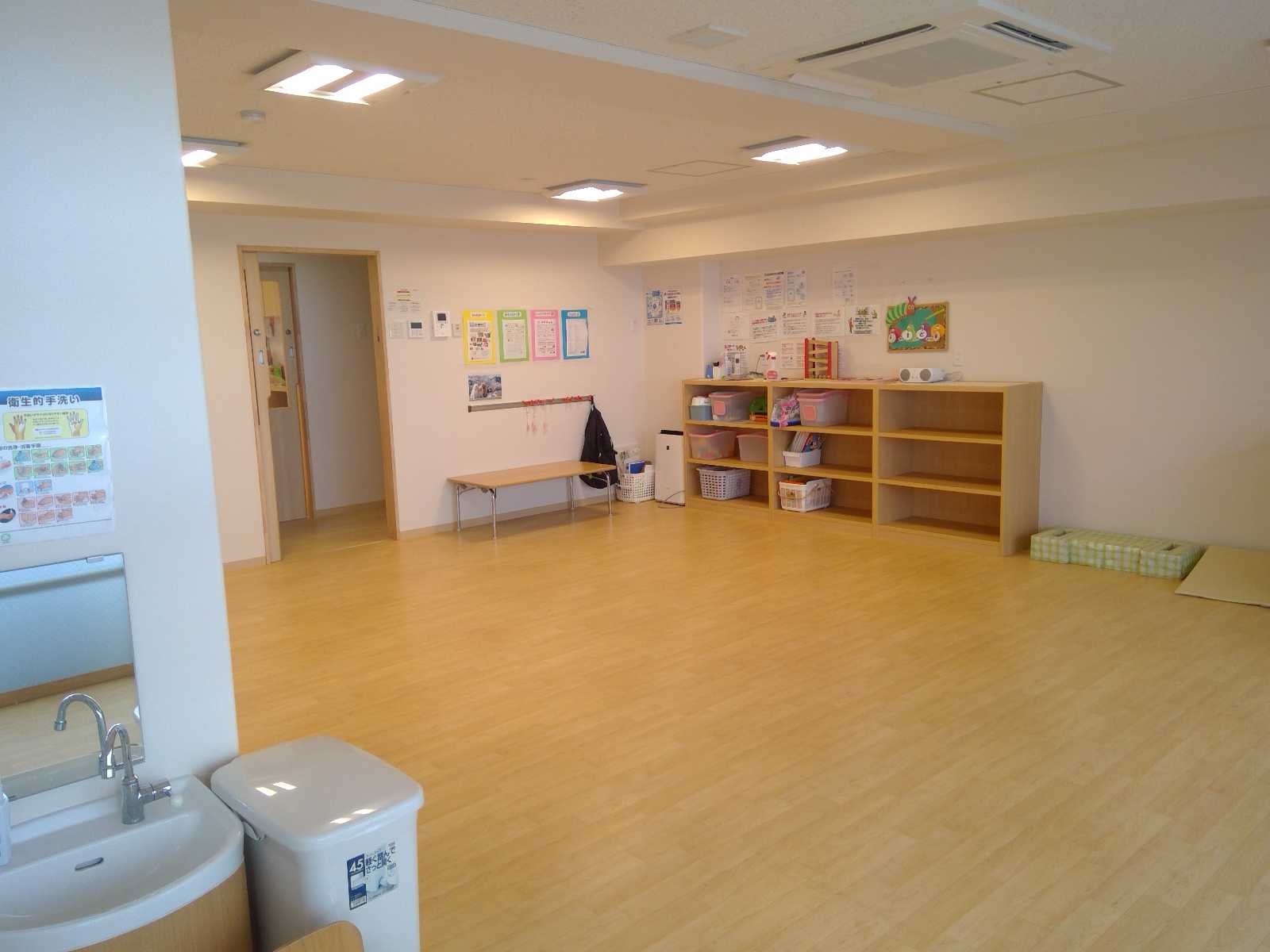 ニチイキッズコザ高通り保育園の画像