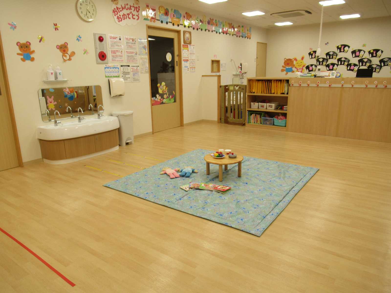 ニチイキッズ福岡渡辺通保育園の画像