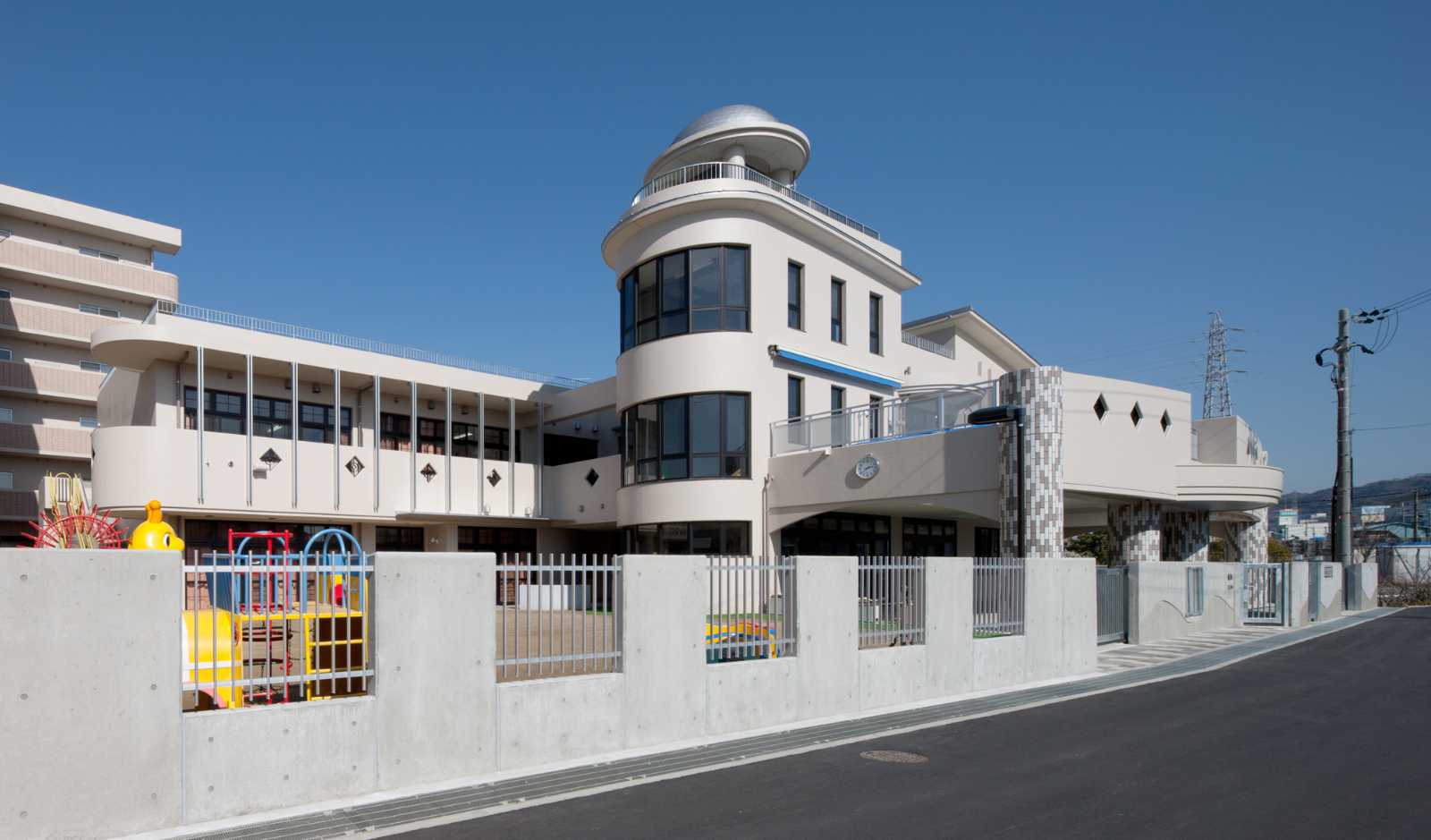 ひかりのみねこども園