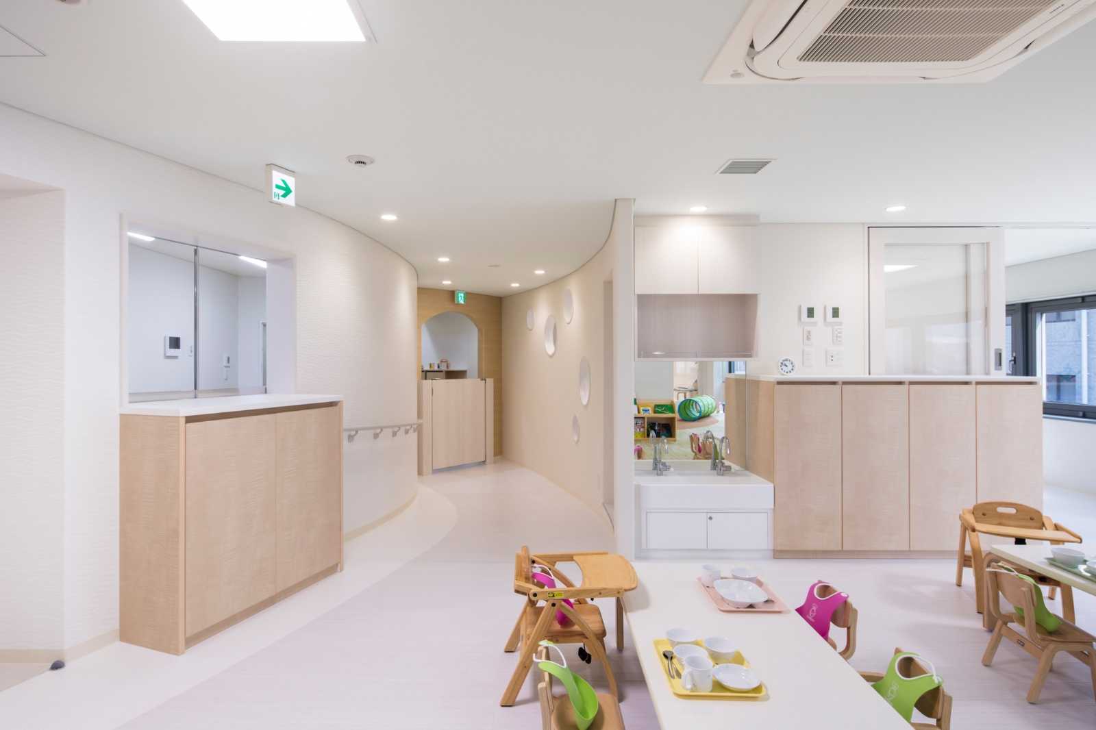 ポピンズナーサリースクールなんば すみせいキッズの画像