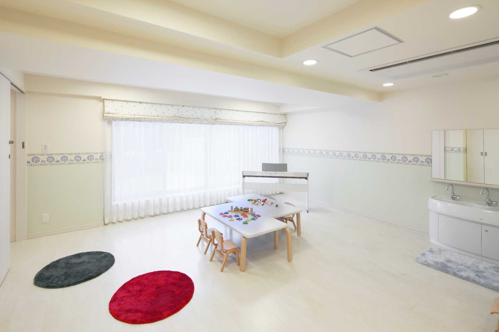 ポピンズナーサリースクール池袋