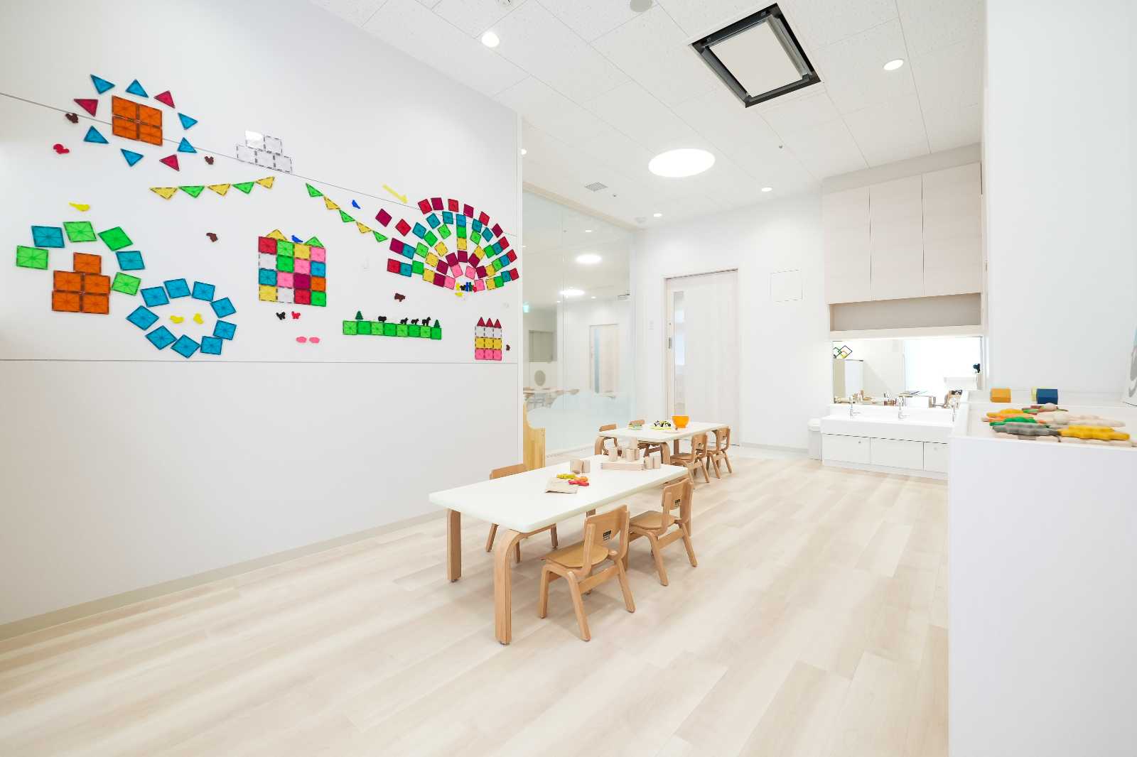 ポピンズナーサリースクールそら 高輪ゲートウェイ駅前の画像