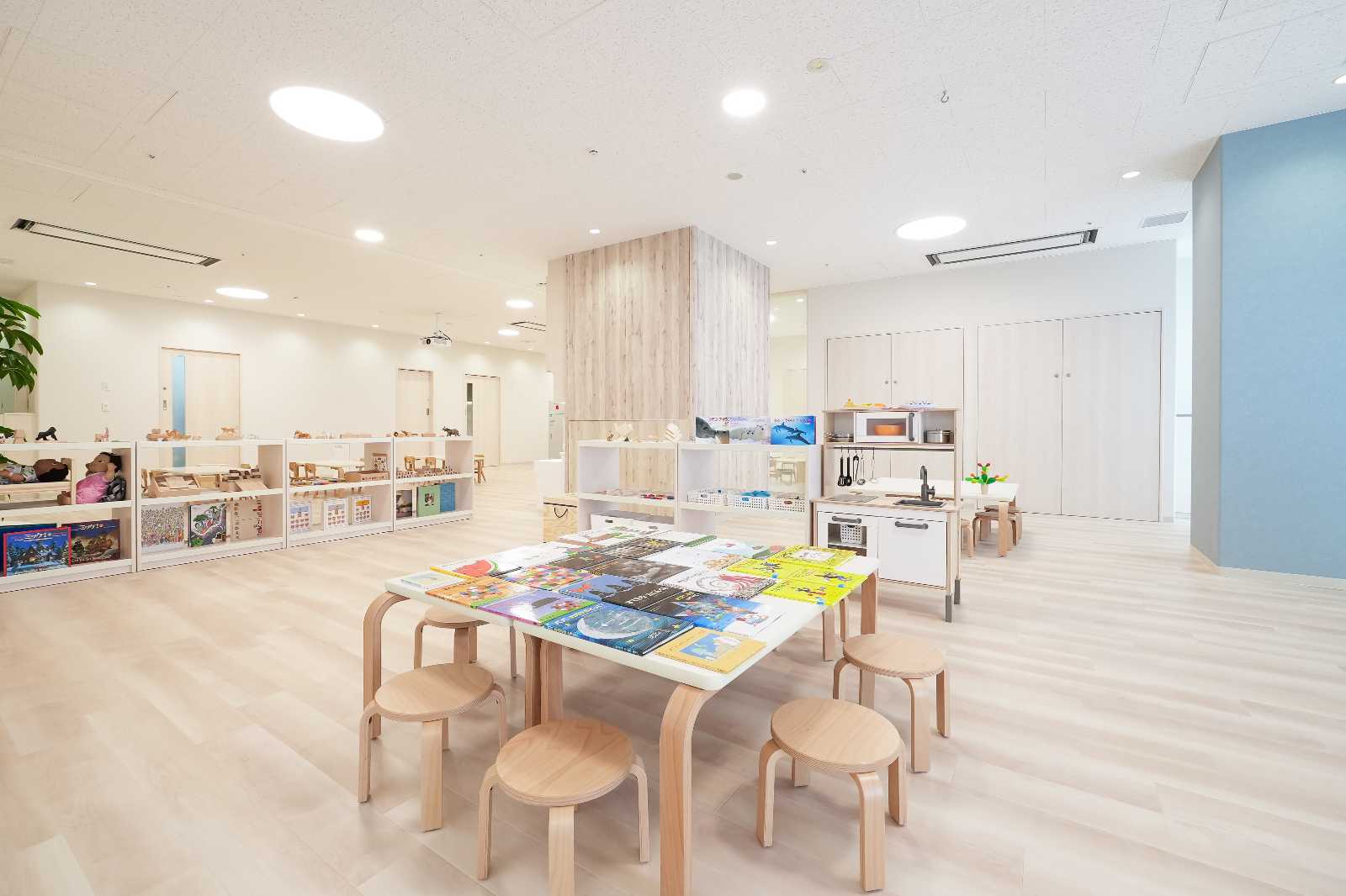 ポピンズナーサリースクールそら 高輪ゲートウェイ駅前の画像