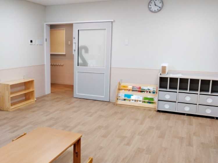 キッズガーデン国立駅前の画像