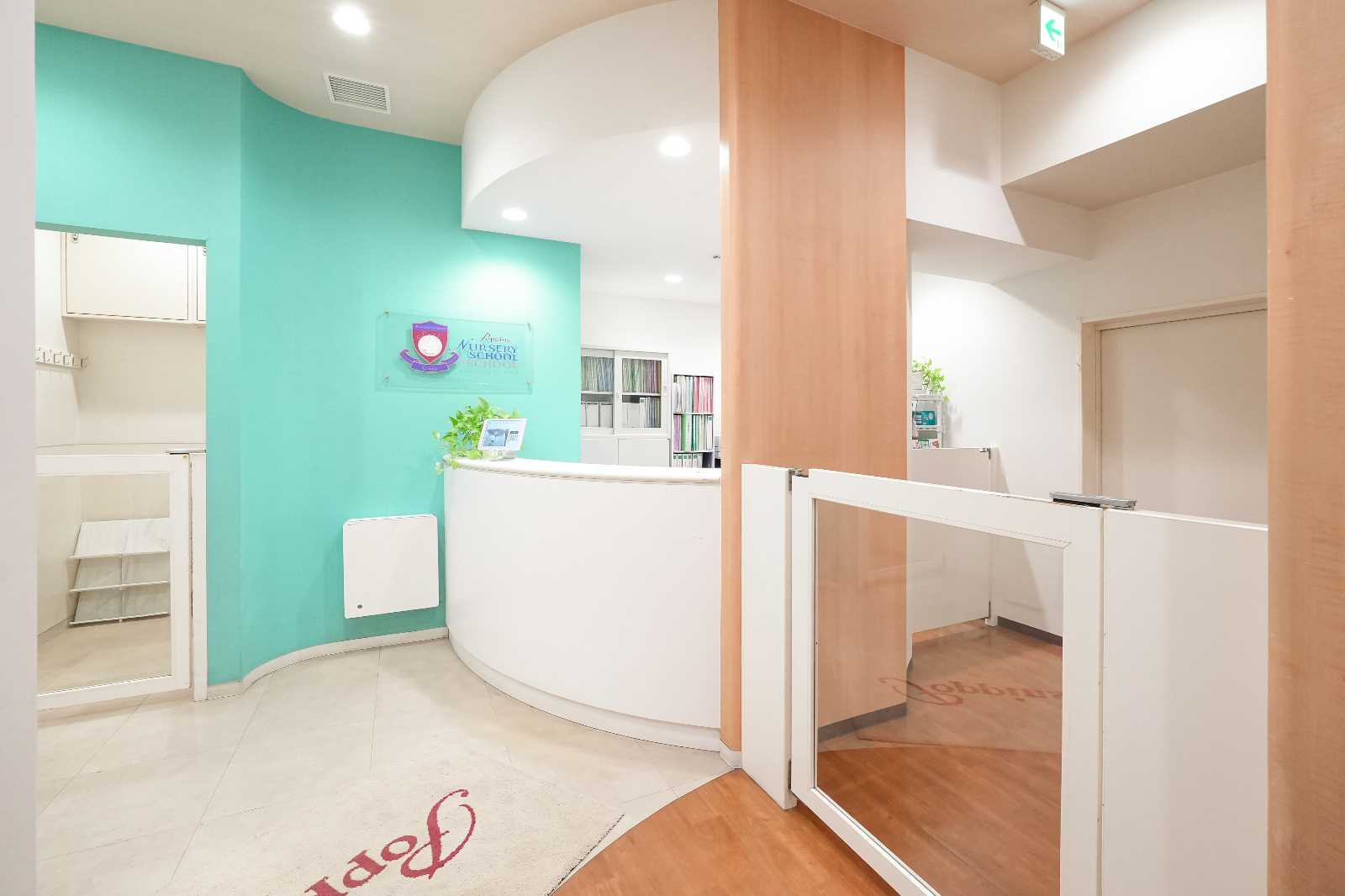 ポピンズナーサリースクール馬車道